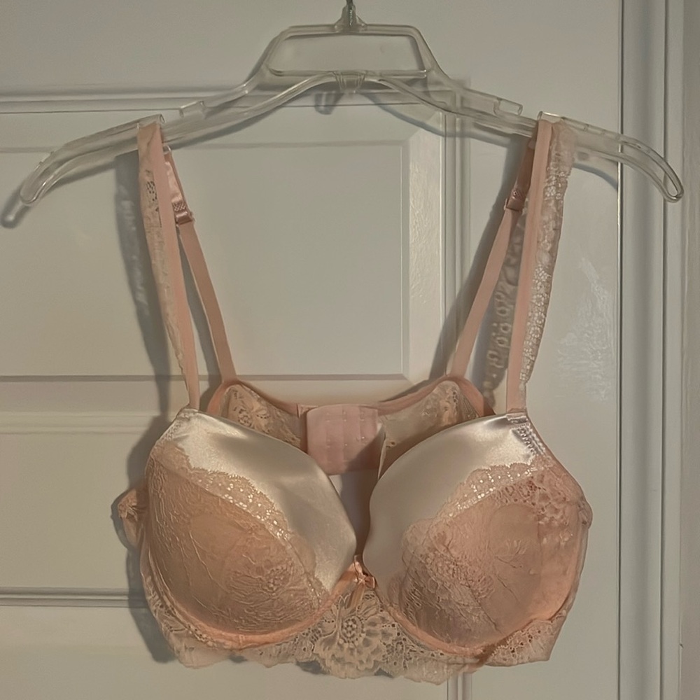 XL/38D/38DD Bra, baby pink, new without tags